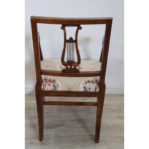 Antique Armchair in Walnut, 18th Century