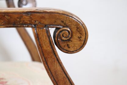 Antique Armchair in Walnut, 18th Century - Image 9