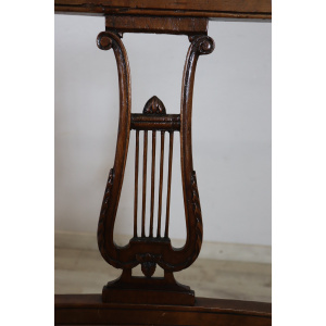 Antique Armchair in Walnut, 18th Century