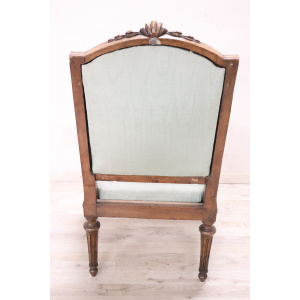 Antique Armchair in Walnut, 18th Century
