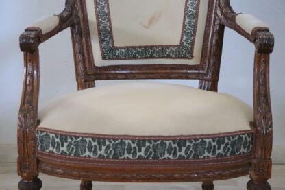 Antique Armchair in Carved Walnut, 18th Century - Image 3