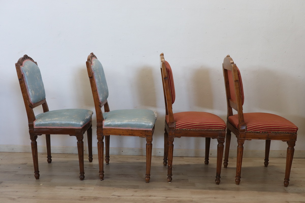 Antique Dining Chairs in Walnut, 18th Century, Set of 4