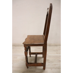 Antique Chair in Walnut, 17th Century