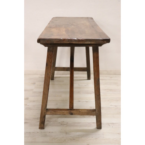 Antique Table in Walnut and Oak, 16th Century