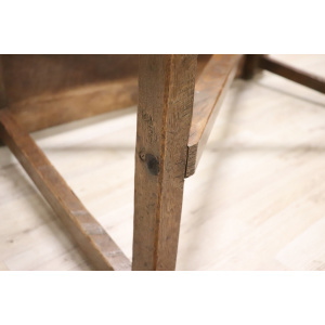 Antique Table in Walnut and Oak, 16th Century