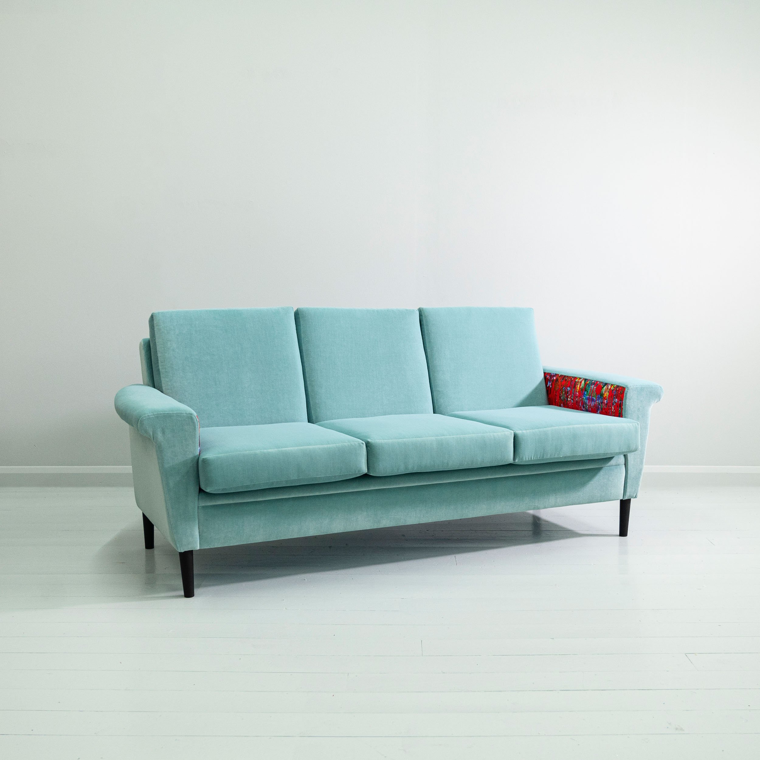 1979B - 3 seater by Jay & Co