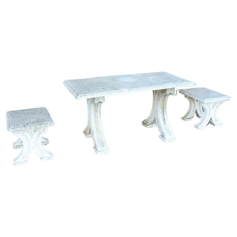 Early 20th Century Garden Table and Stools