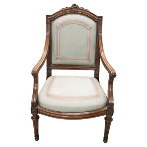 Antique Armchair in Walnut, 18th Century