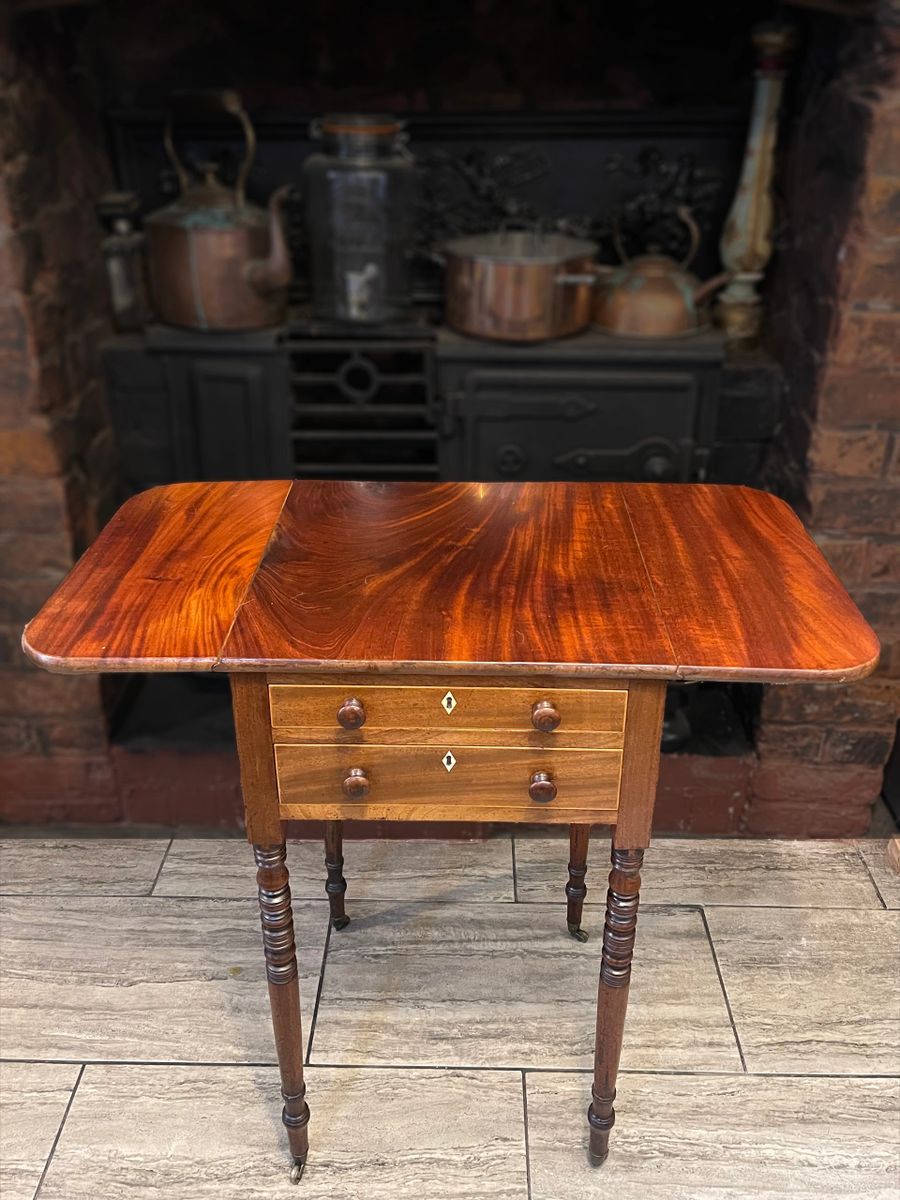 Georgian mahogany baby Pembroke table circa 1800
