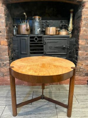 1950's Round three legged drum table in the style of Wormley for Dunbar