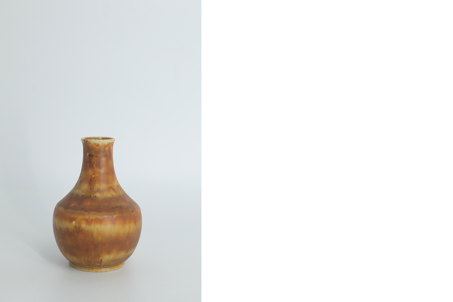 Mid-Century Scandinavian Modern Collectible Small Brown Stoneware Vase by Gunnar Borg for Höganäs Keramik, 1960s