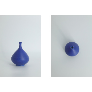 Mid-Century Scandinavian Modern Collectible Small Cobalt Stoneware Vase by Gunnar Borg for Höganäs Keramik, 1960s