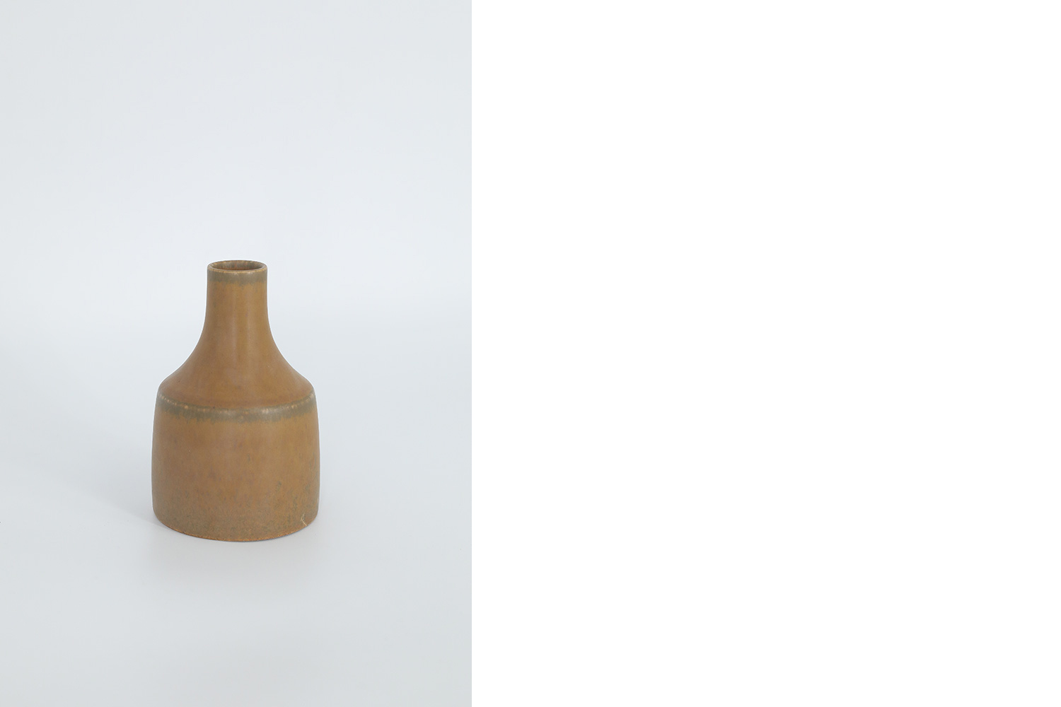 Small Mid-Century Scandinavian Modern Collectible Caramel Stoneware Vase by Gunnar Borg for Höganäs Keramik, 1960s