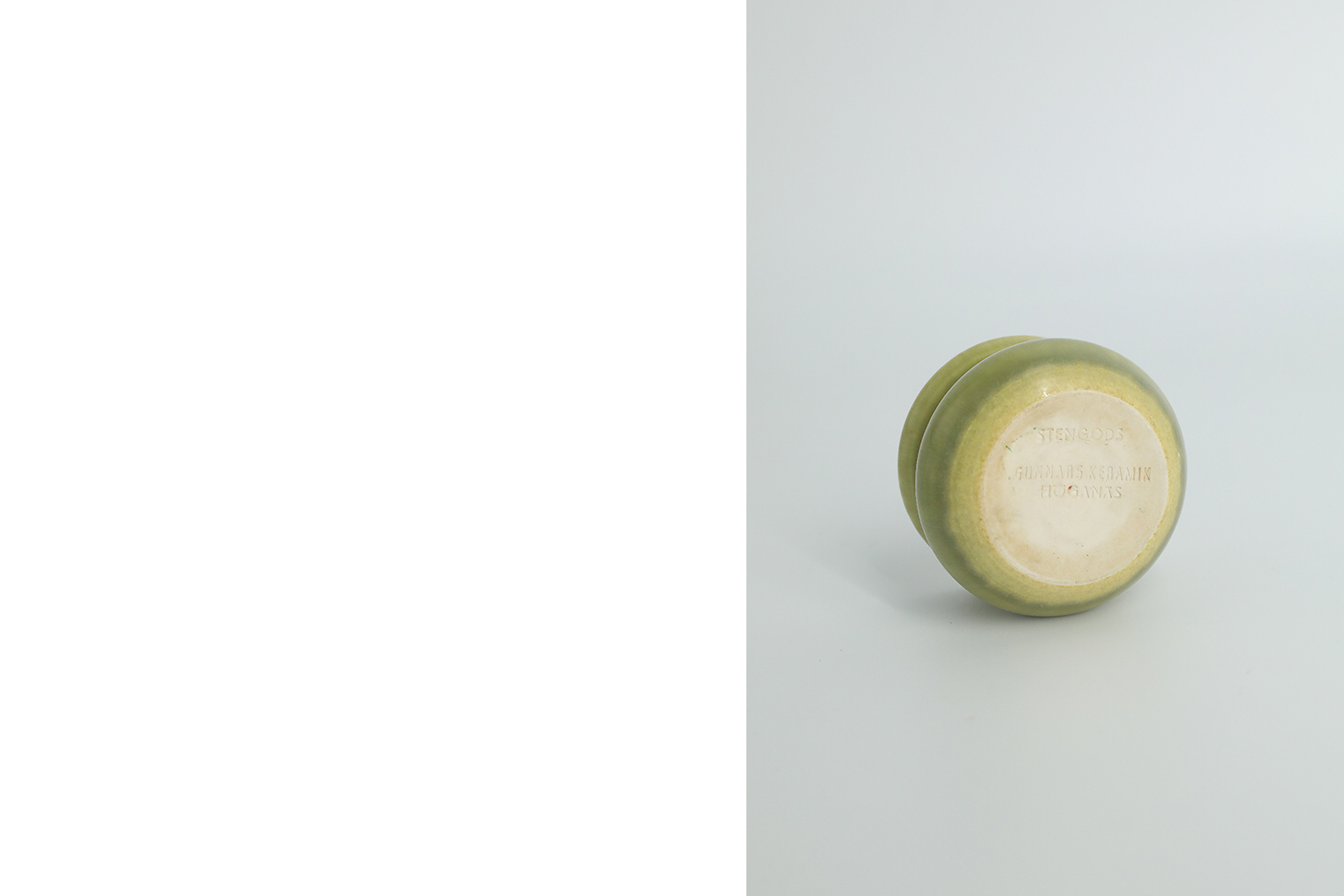 Mid-Century Scandinavian Modern Collectible Small Stoneware Candleholder from Gunnars Keramik Höganäs, 1960s