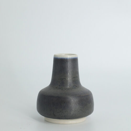 Mid-Century Scandinavian Modern Collectible Small Anthracite Stoneware Vase by Gunnar Borg for Höganäs Keramik, 1960s