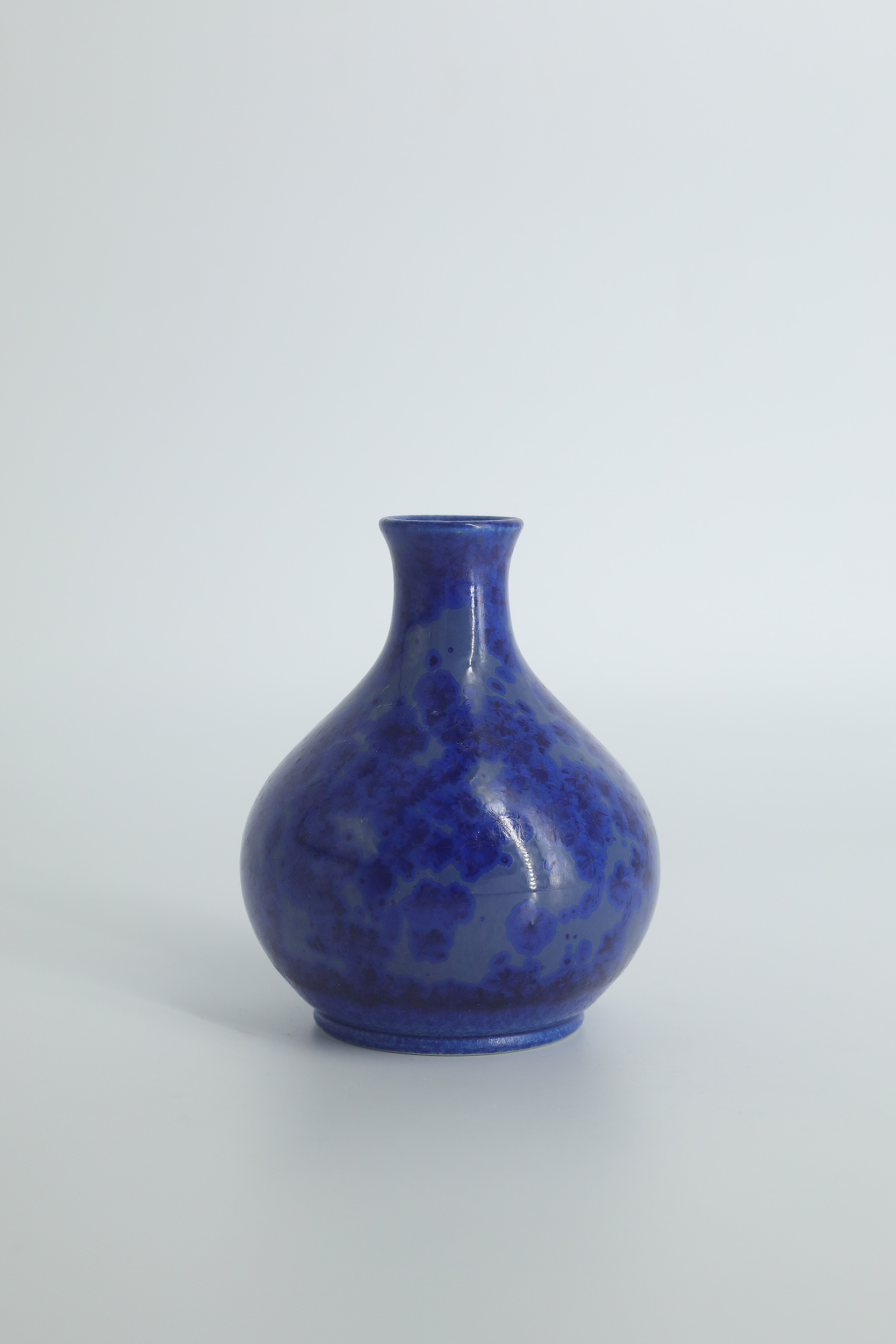 Small Mid-Century Scandinavian Modern Collectible Sapphire Stoneware Vase No. 14-11-2000 by Gunnar Borg for Höganäs Ceramics, 1960s
