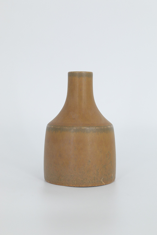 Small Mid-Century Scandinavian Modern Collectible Caramel Stoneware Vase by Gunnar Borg for Höganäs Keramik, 1960s