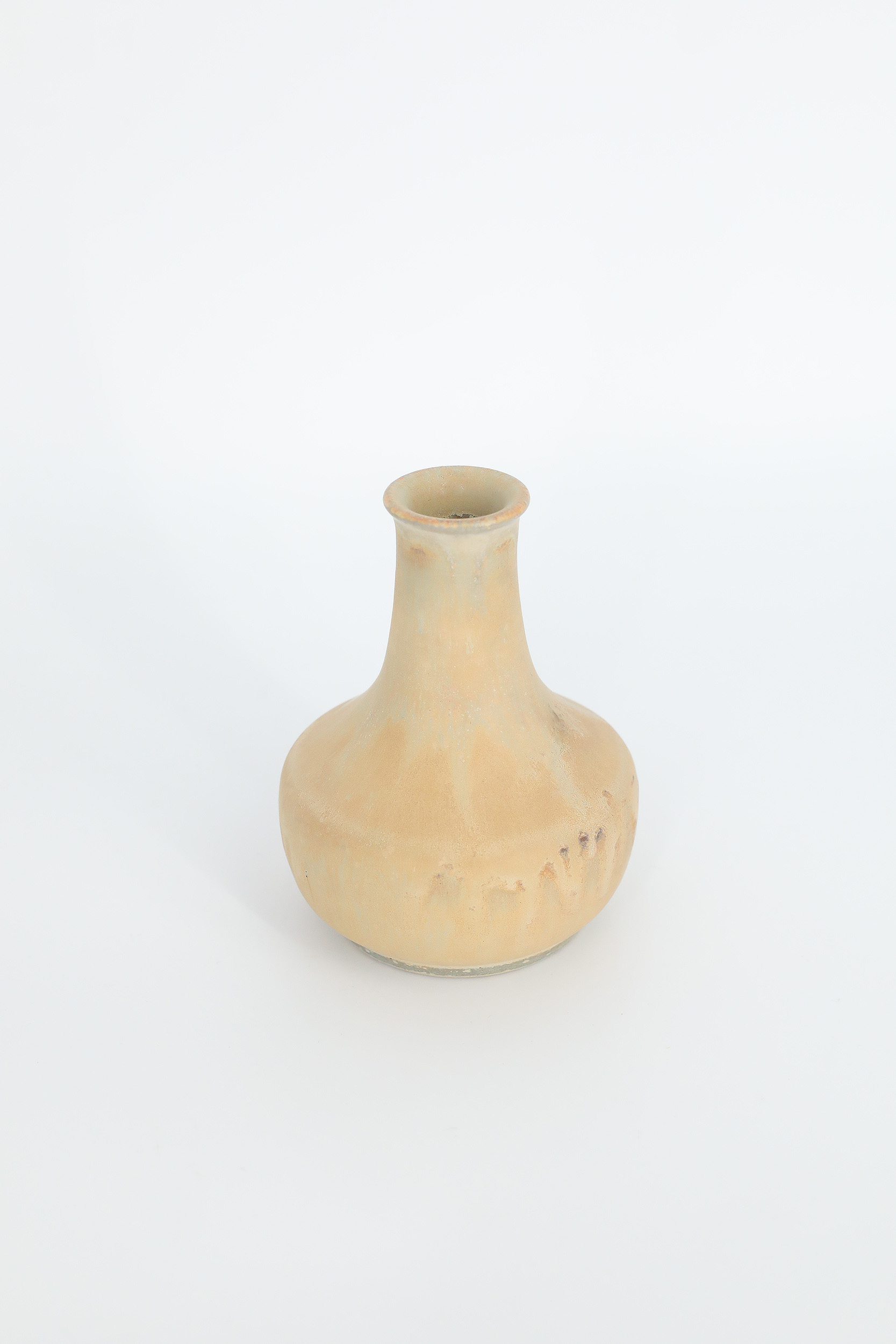 Small Mid-Century Scandinavian Modern Collectible Sandy Brown Stoneware Vase by Gunnar Borg for Höganäs Keramik, 1960s