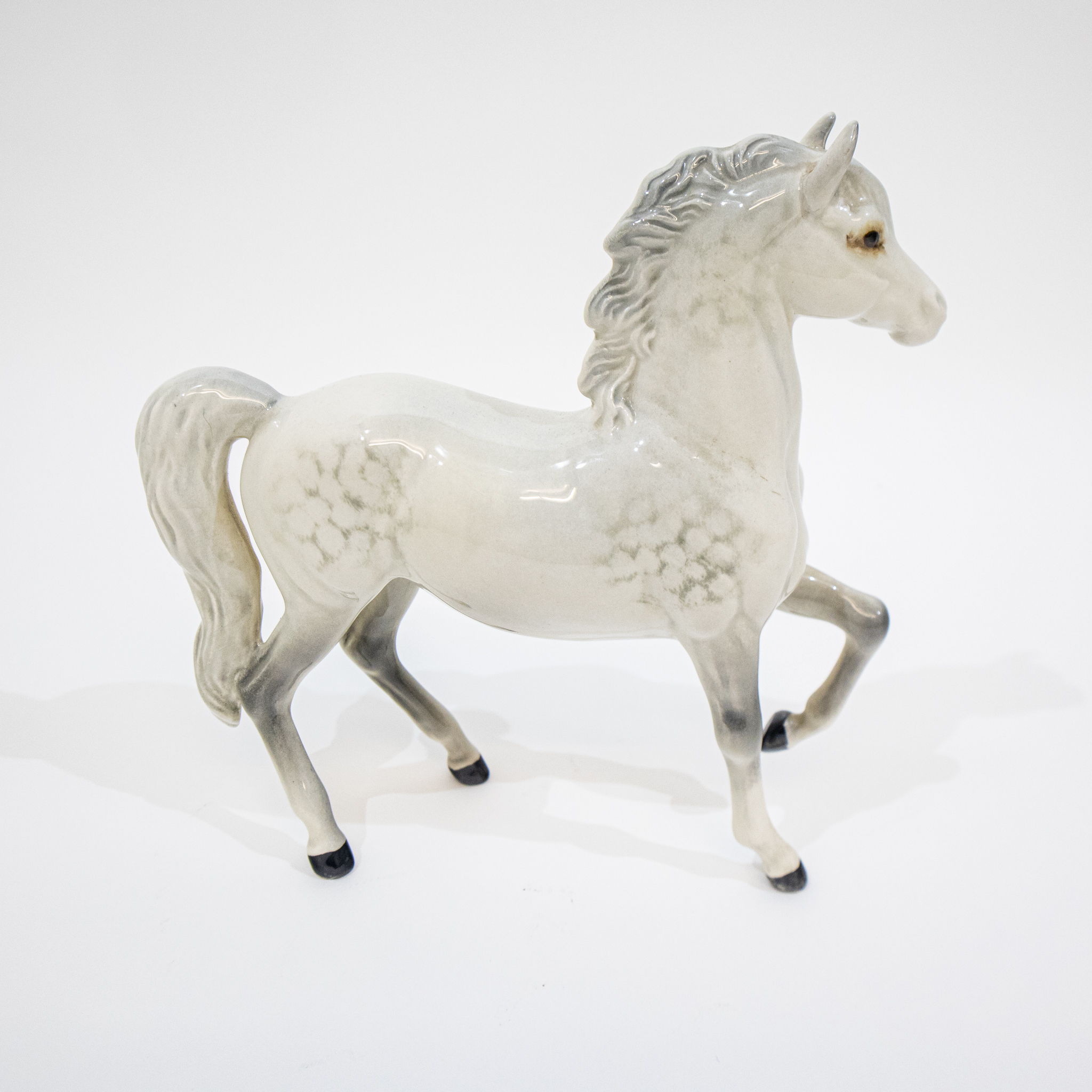 Beswick Trotting Dapple Horse