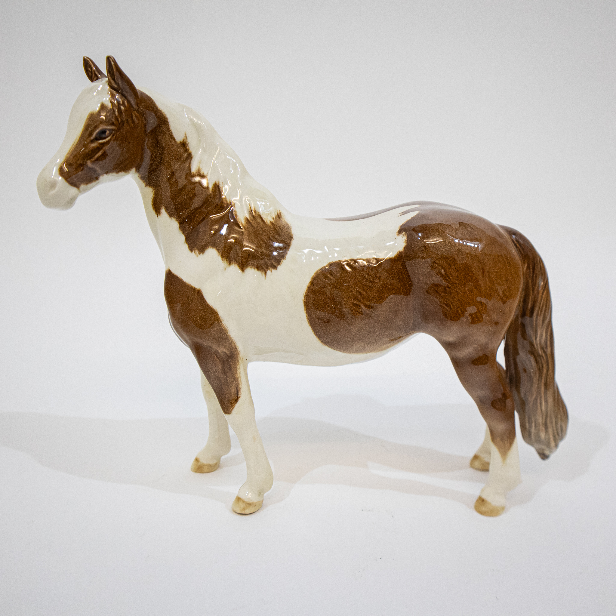 Beswick Skewbald Pony