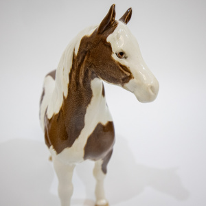 Beswick Skewbald Pony
