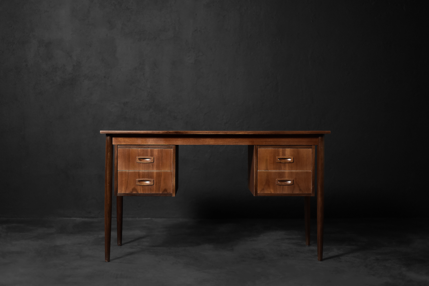 Vintage Mid-Century Classic Scandinavian Modern Teak Wood Desk with Drawers, 1960s