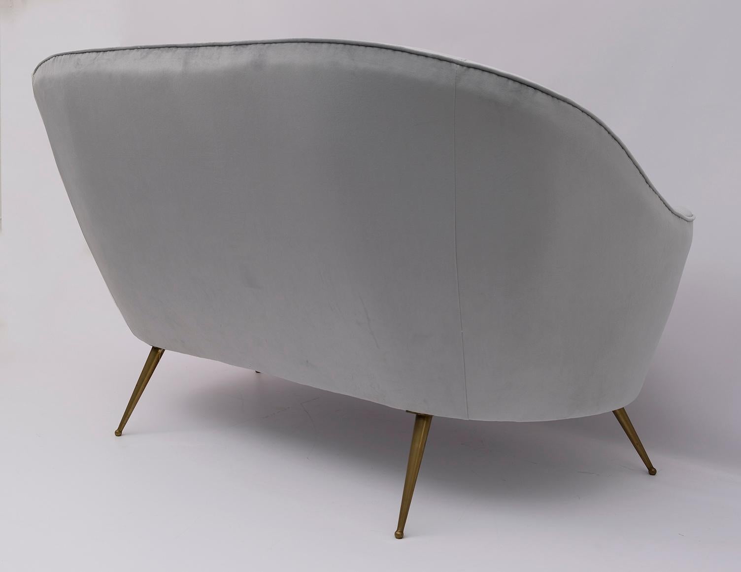 Federico Munari Mid-Century Modern Italian Curved Sofa and Two Armchairs, 1950s