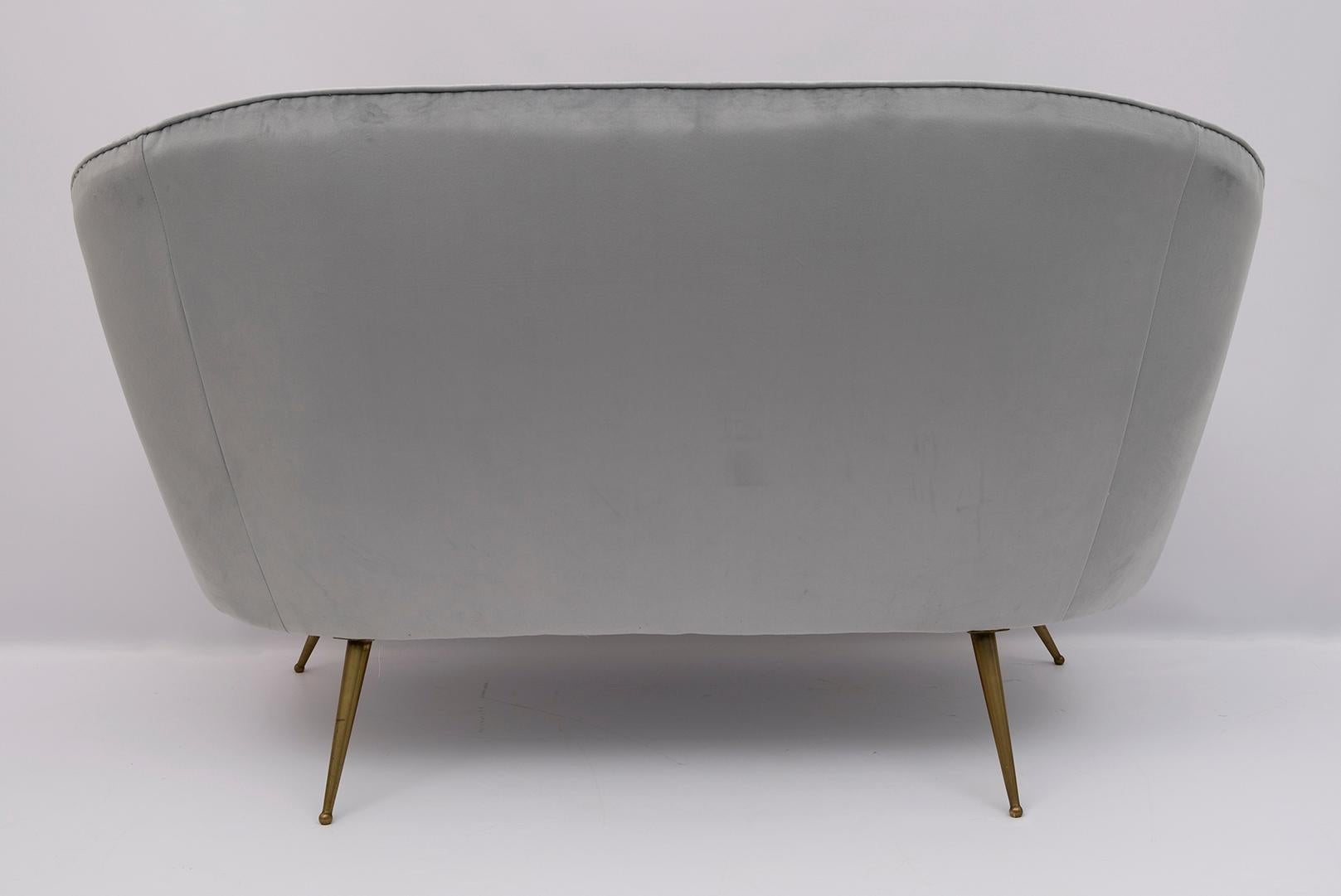 Federico Munari Mid-Century Modern Italian Curved Sofa and Two Armchairs, 1950s