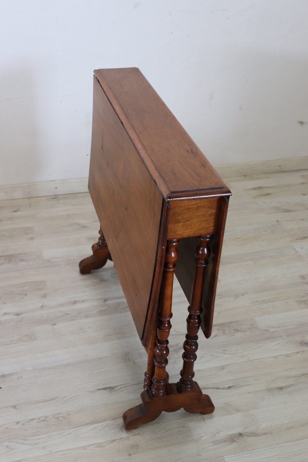 19th Century Walnut Tilt-Top Table