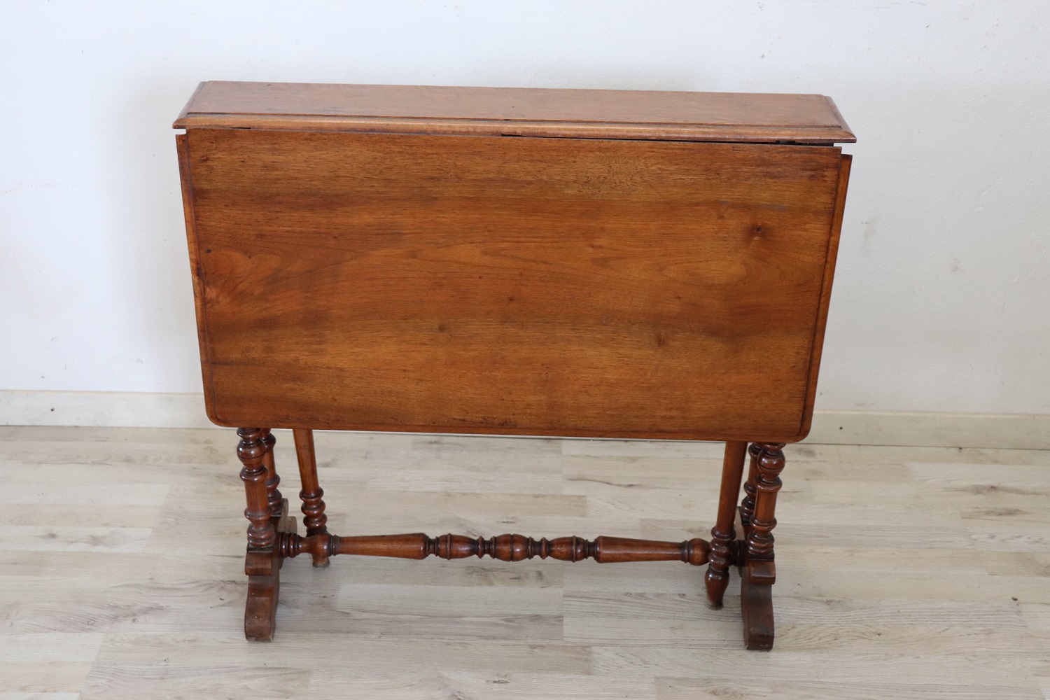 19th Century Walnut Tilt-Top Table
