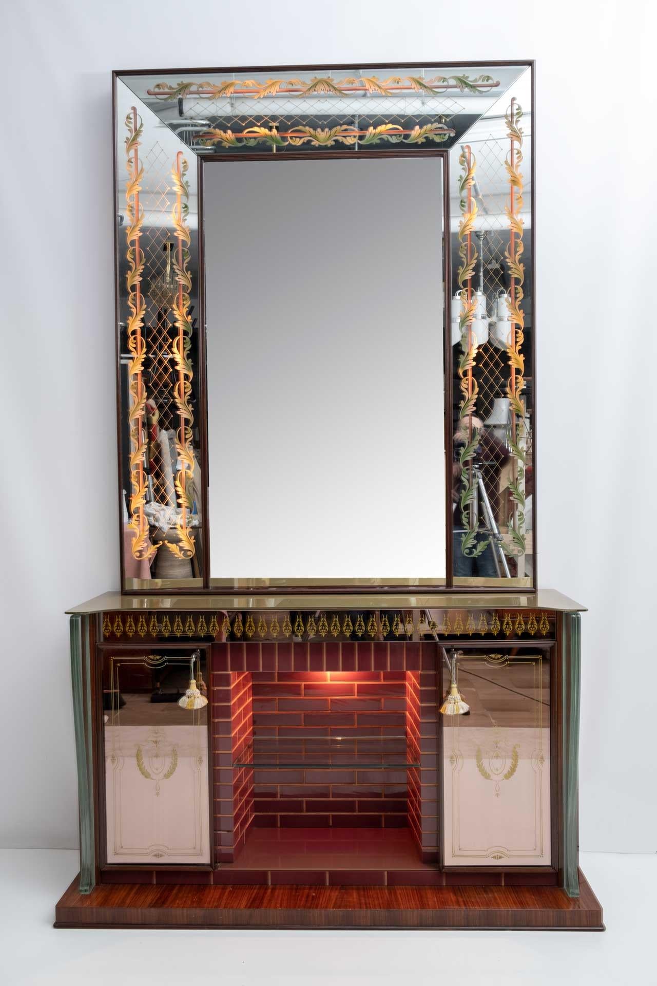 Luigi Brusotti Mid-Century Modern Italian Bar Cabinet with Decorated Mirror, 40s