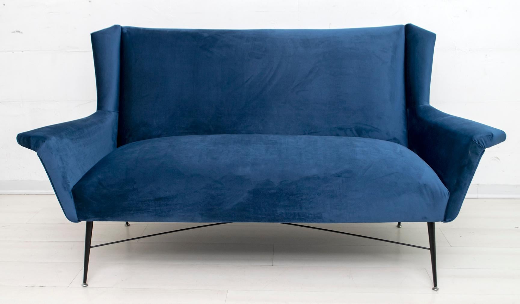 Gigi Radice Mid-Century Modern Italian Sofa for Minotti, 1950s