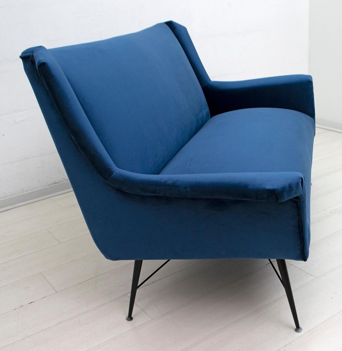 Gigi Radice Mid-Century Modern Italian Sofa for Minotti, 1950s