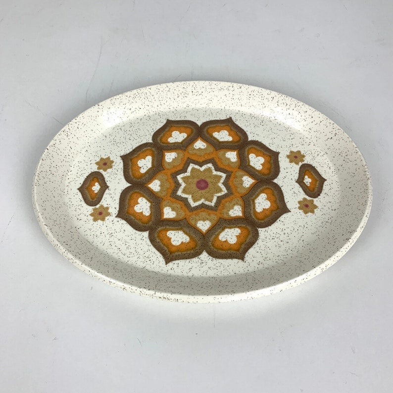 Royal Worcester - Palissy - Kalabar Range Dinner Service