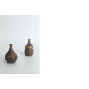 Small Mid-Century Scandinavian Modern Collectible Brown Stoneware Vase by Gunnar Borg for Höganäs Ceramics, 1960s, Set of 4