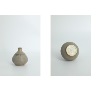 Small Mid-Century Scandinavian Modern Collectible Pistachio Stoneware Vases by Gunnar Borg for Gunnars Keramik Höganäs, 1960s, Set of 2