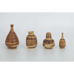 Small Mid-Century Scandinavian Modern Collectible Honey Stoneware Vase by Gunnar Borg for Höganäs Ceramics, 1960s, Set of 4