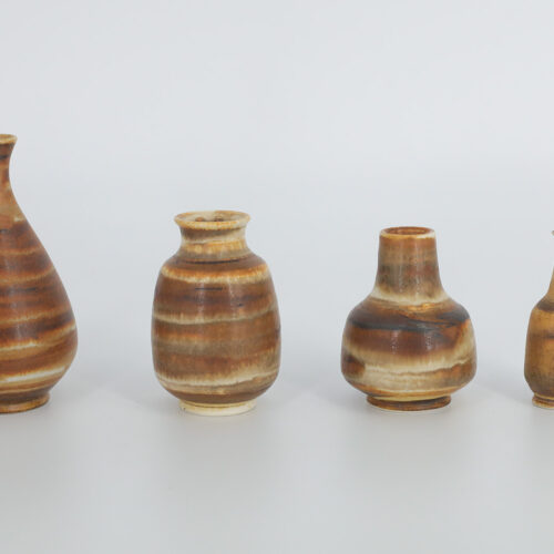 Small Mid-Century Scandinavian Modern Collectible Honey Stoneware Vase by Gunnar Borg for Höganäs Ceramics, 1960s, Set of 4