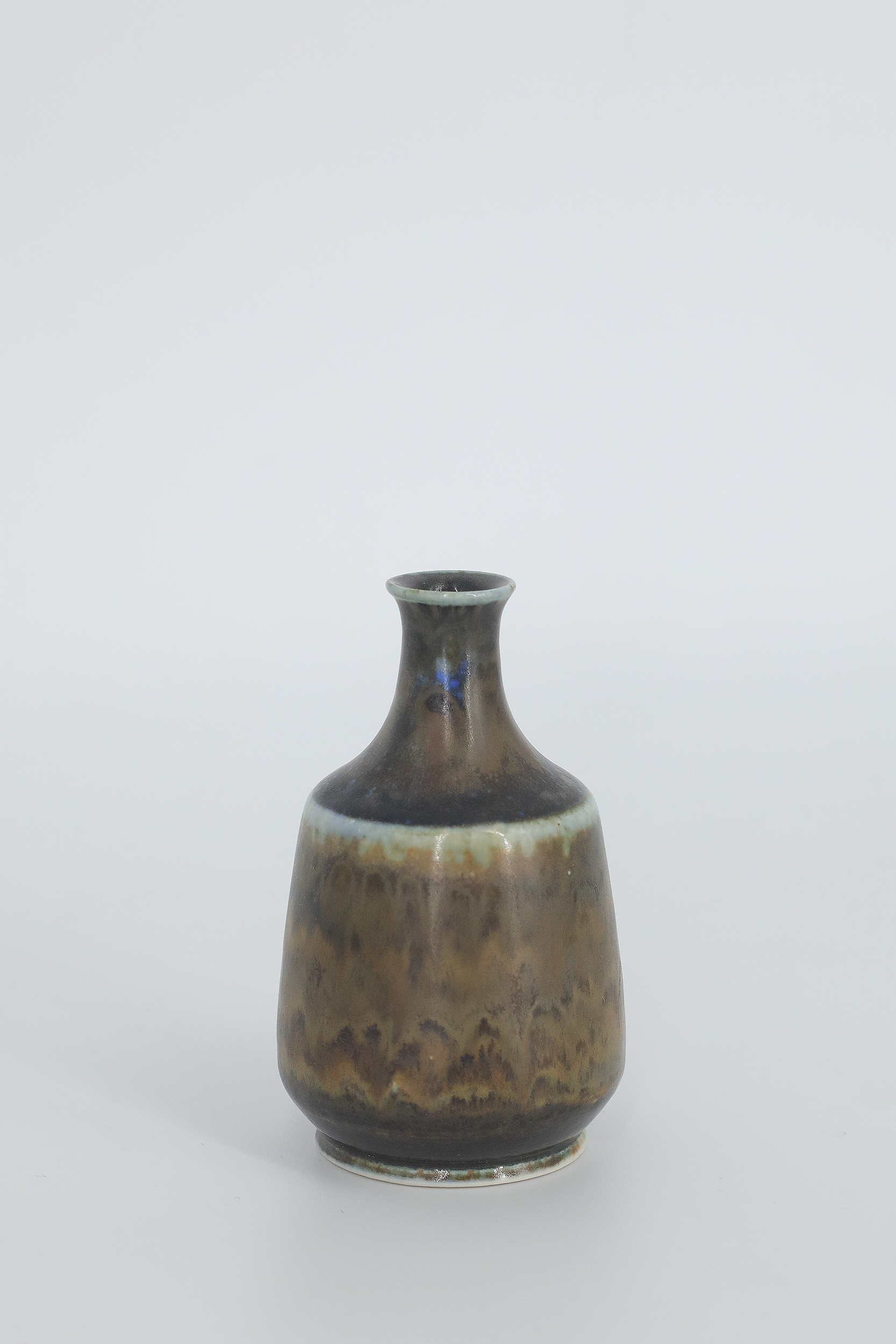Small Mid-Century Scandinavian Modern Collectible Earthy Brown Stoneware Vase by Gunnar Borg for Höganäs Ceramics, 1960s, Set of 3