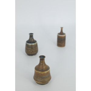 Small Mid-Century Scandinavian Modern Collectible Earthy Brown Stoneware Vase by Gunnar Borg for Höganäs Ceramics, 1960s, Set of 3