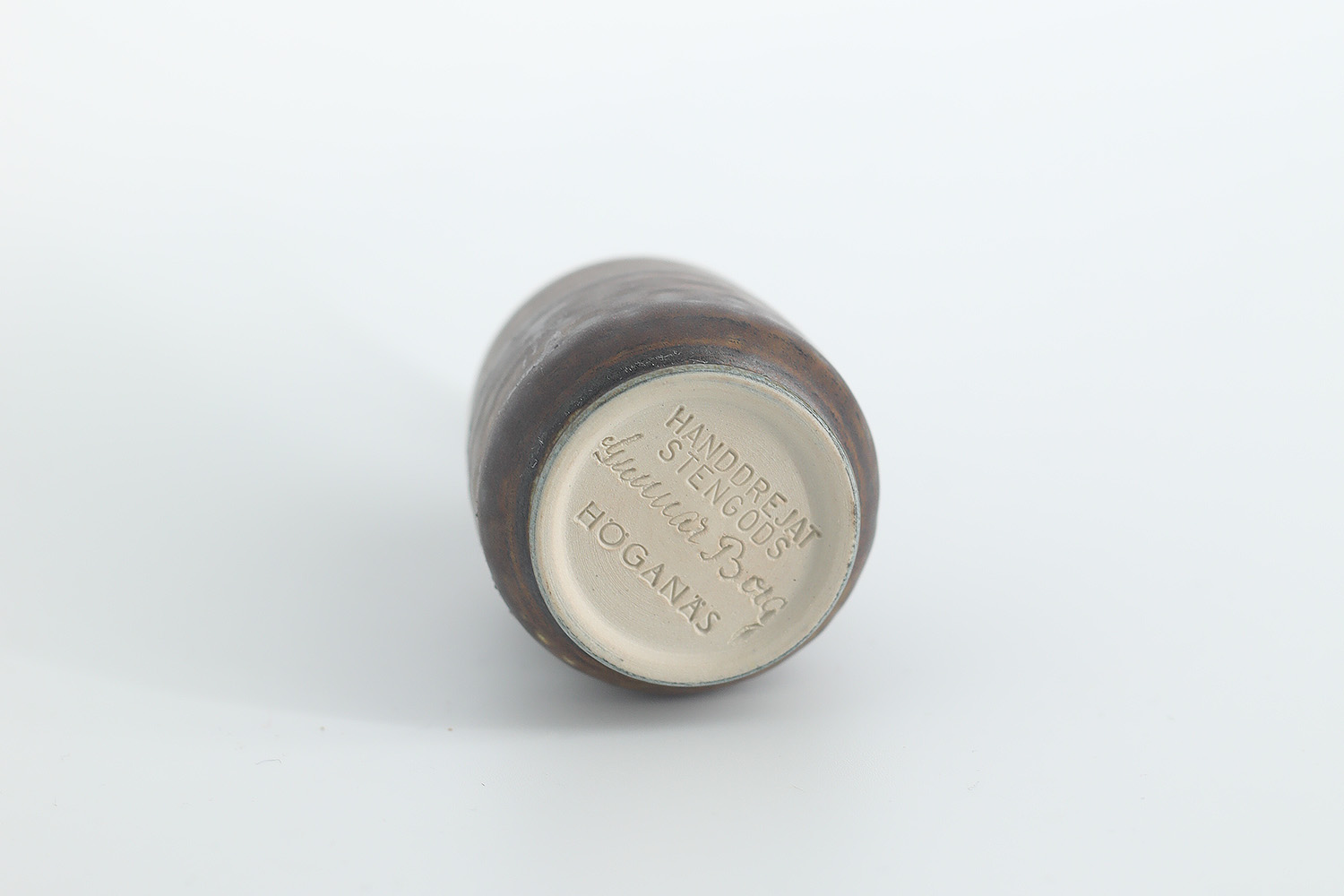 Small Mid-Century Scandinavian Modern Collectible Brown Stoneware Vase by Gunnar Borg for Höganäs Ceramics, 1960s, Set of 4