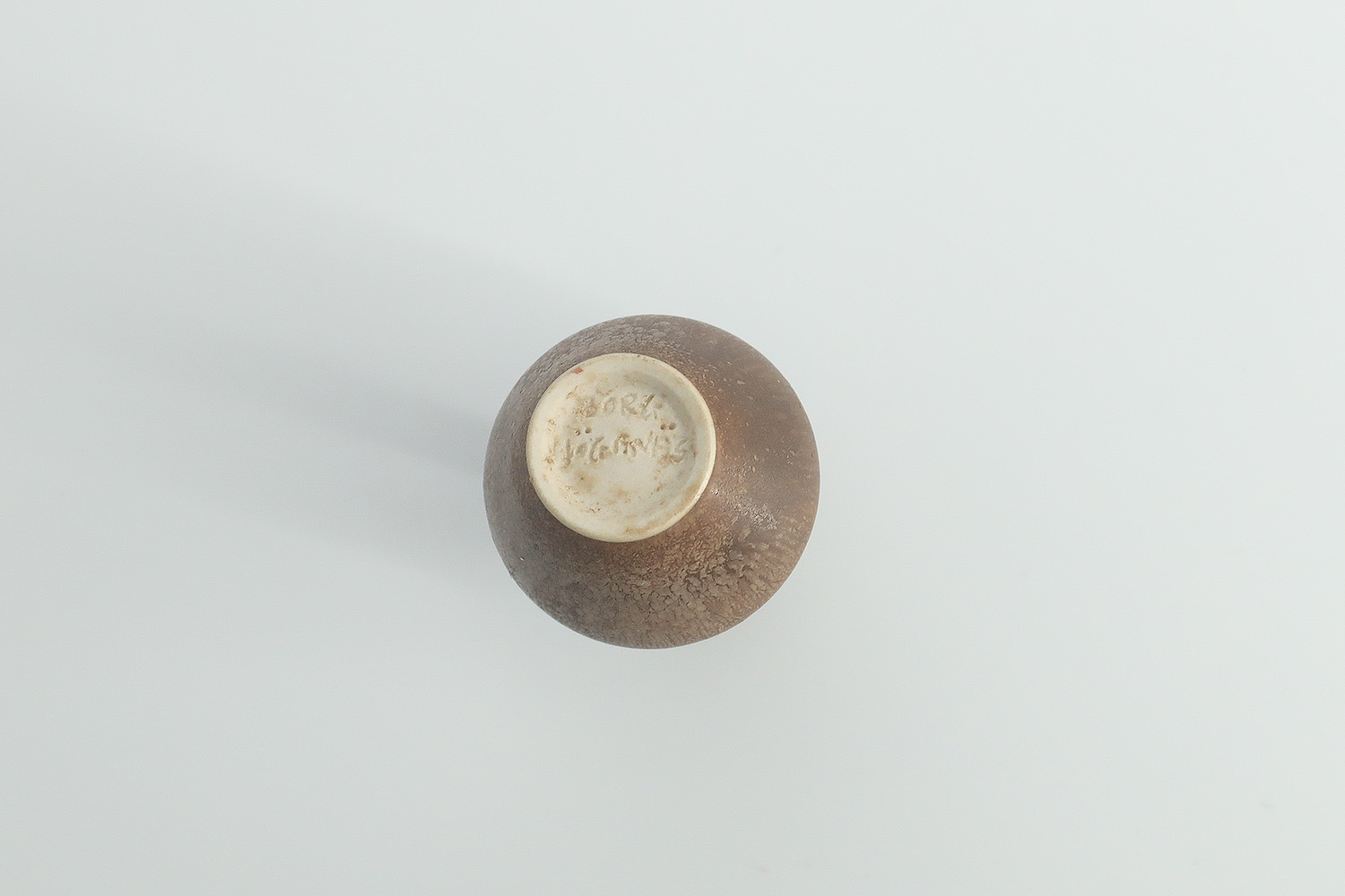 Small Mid-Century Scandinavian Modern Collectible Brown Stoneware Vase by Gunnar Borg for Höganäs Ceramics, 1960s, Set of 4