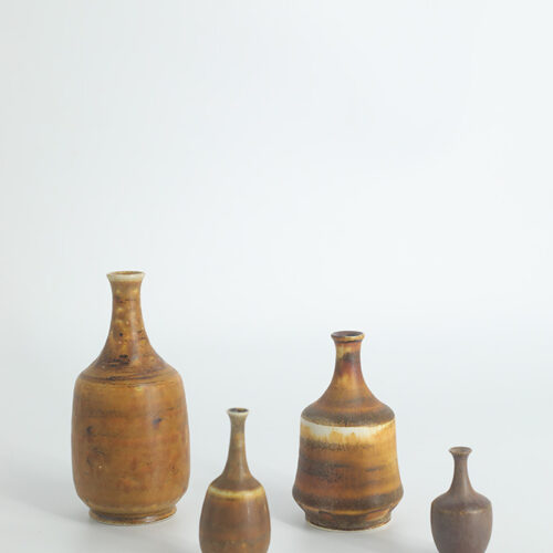 Small Mid-Century Scandinavian Modern Collectible Honey Brown Stoneware Vase by Gunnar Borg for Höganäs Ceramics, 1960s, Set of 4