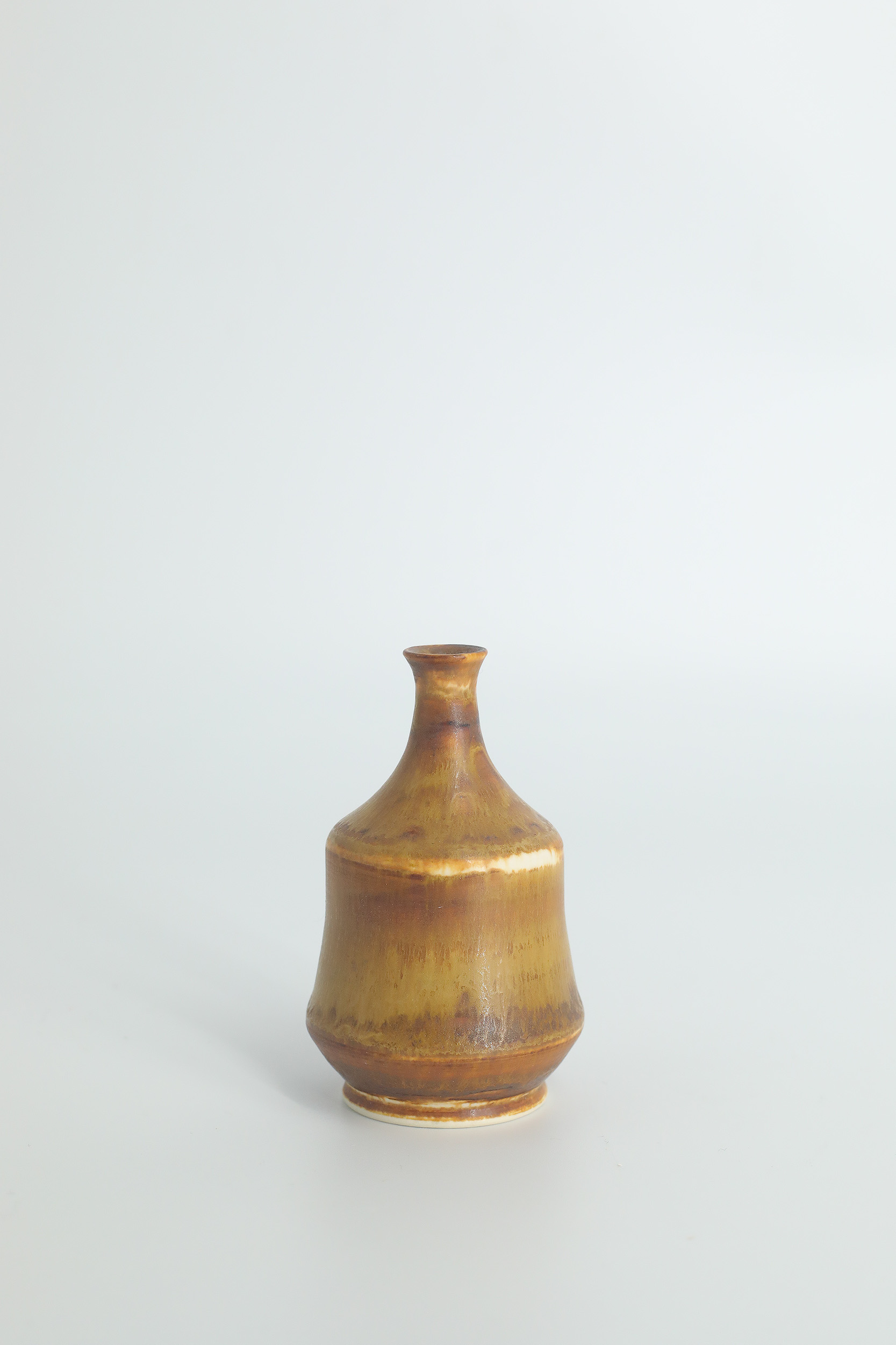 Small Mid-Century Scandinavian Modern Collectible Brown Stoneware Vases by Gunnar Borg for Höganäs Ceramics, 1960s, Set of 4
