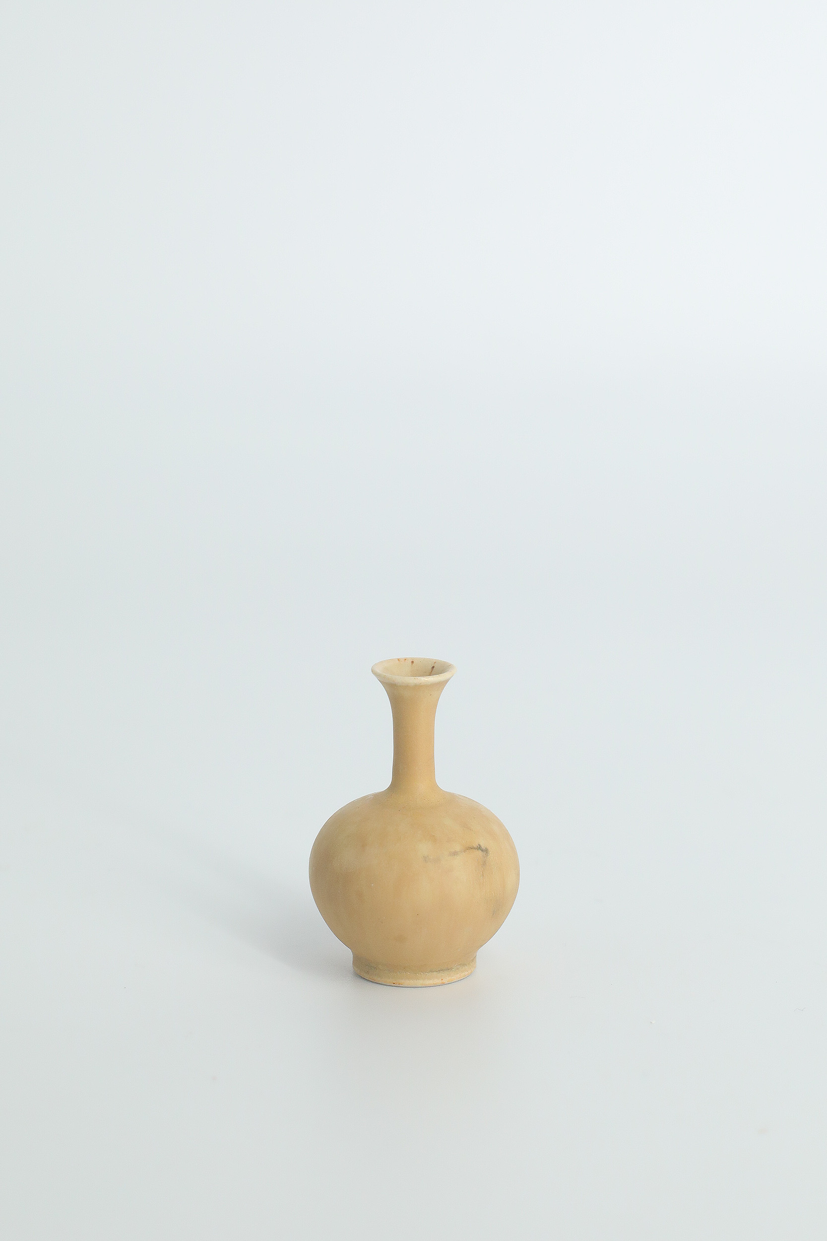 Small Mid-Century Scandinavian Modern Collectible Brown Stoneware Vases by Gunnar Borg for Höganäs Ceramics, 1960s, Set of 4
