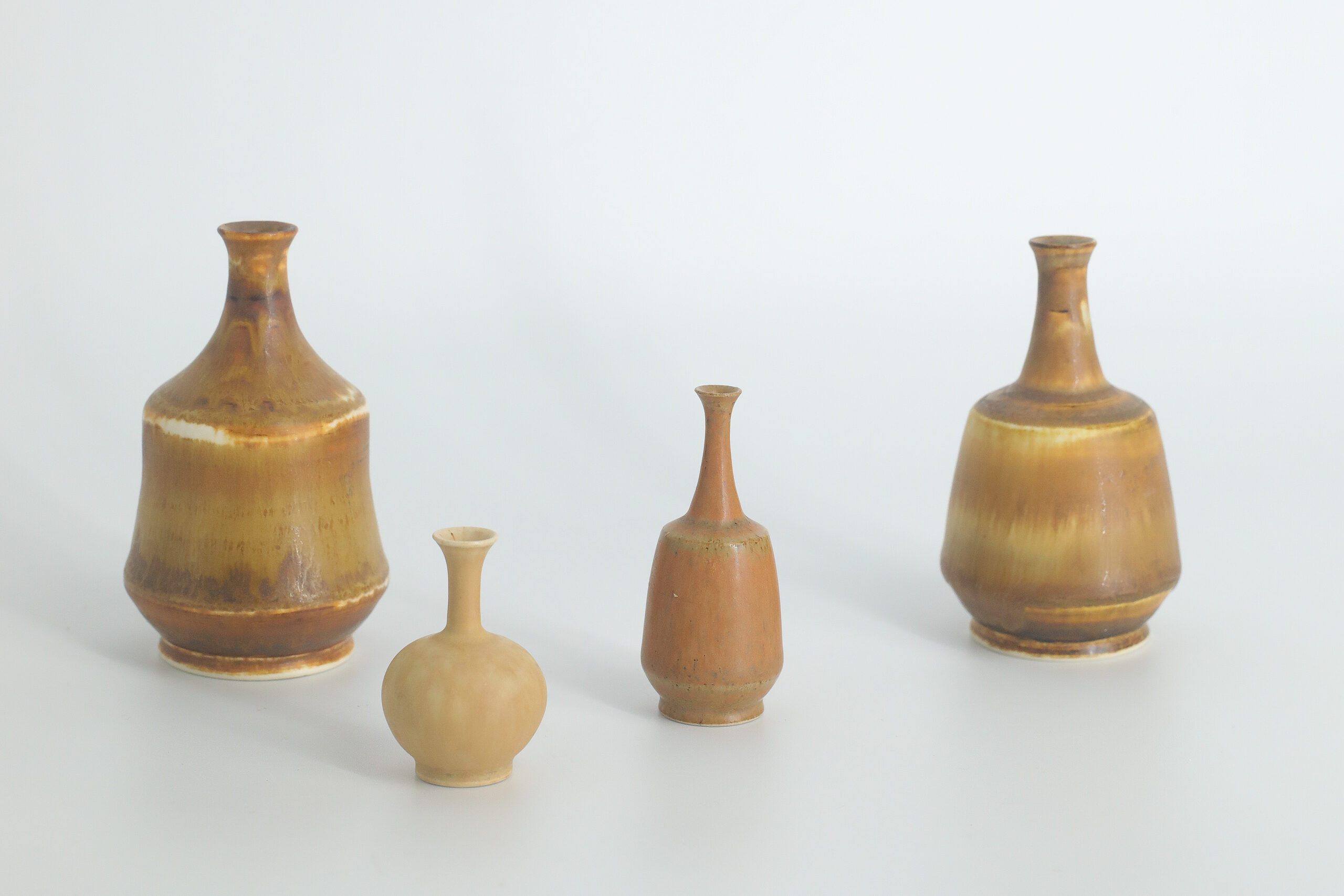 Small Mid-Century Scandinavian Modern Collectible Brown Stoneware Vases by Gunnar Borg for Höganäs Ceramics, 1960s, Set of 4