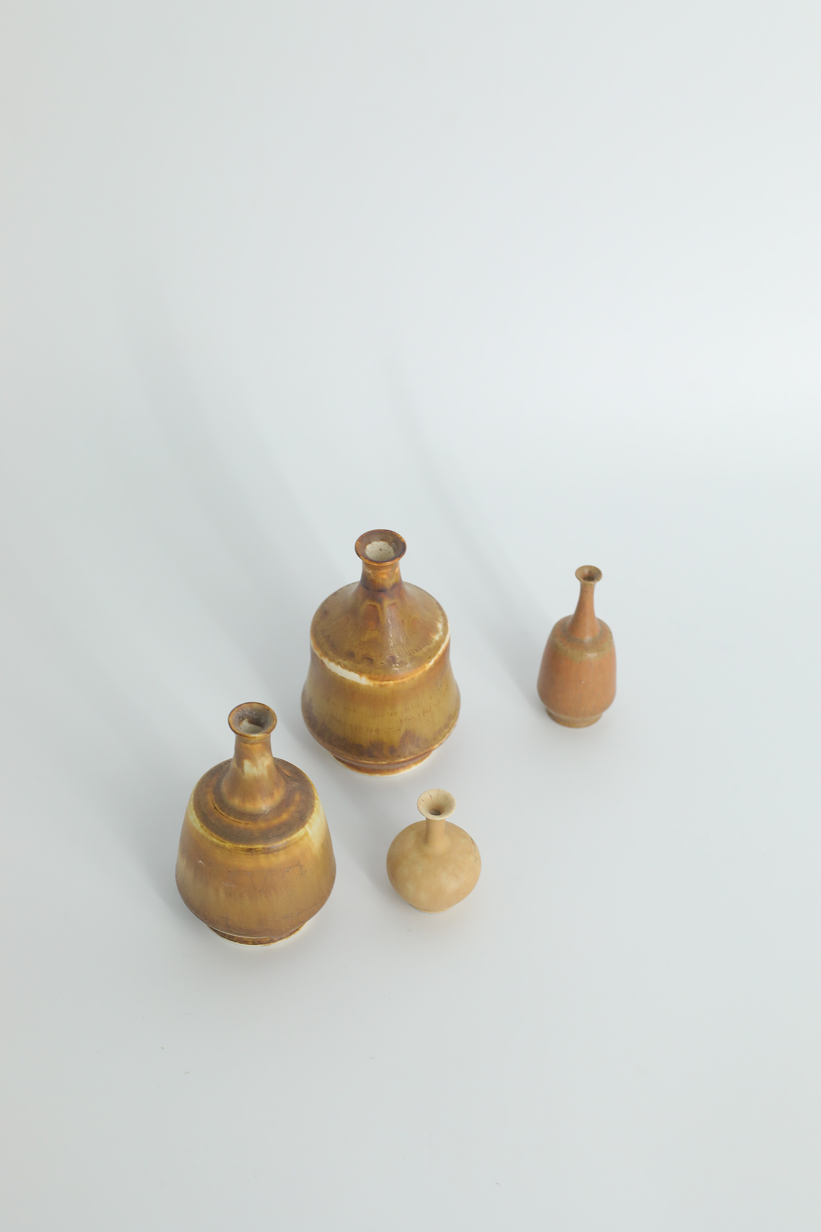 Small Mid-Century Scandinavian Modern Collectible Brown Stoneware Vases by Gunnar Borg for Höganäs Ceramics, 1960s, Set of 4