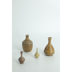 Small Mid-Century Scandinavian Modern Collectible Brown Stoneware Vase by Gunnar Borg for Höganäs Ceramics, 1960s, Set of 4