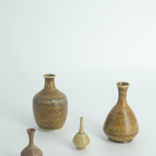 Small Mid-Century Scandinavian Modern Collectible Brown Stoneware Vase by Gunnar Borg for Höganäs Ceramics, 1960s, Set of 4