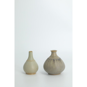 Small Mid-Century Scandinavian Modern Collectible Pistachio Stoneware Vases by Gunnar Borg for Gunnars Keramik Höganäs, 1960s, Set of 2